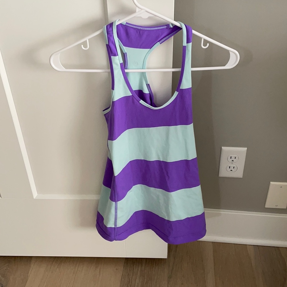 Lululemon tank